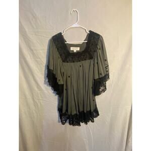 American Glamour  Badgley Mischka Flowy Embroidered Lacy Top Womens Large